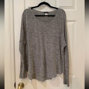 Gray swoop neck long sleeve